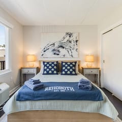 Treehouse by the Sea | Downtown Reho|Walk to Beach