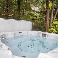 Flamingo Grove | 4BR Near Downtown Rehoboth