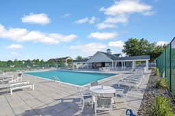 Aw Shucks Condo | Pond View + Pools - Lewes