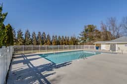 Seas The Day | 3BR Condo Near Beaches, Pool