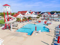 Sea Foam Sanctuary | Dog-Friendly - Coastal Club