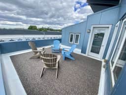 The Beach Loft | Walk to Downtown, Rooftop Deck
