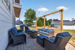 Nolen's Nest | Dog friendly | GameRoom | Mins to Beach