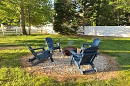 Anchors Away | 3BR Home w/ Yard, 3 Miles to Beach