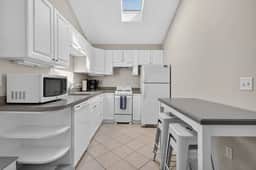 Relax Shack | Cozy Rehoboth Cottage- Mins to Beach
