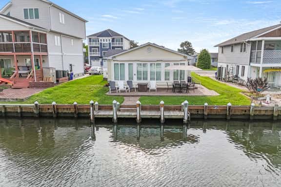 Cozy Canal Home | Canal Front w/ Boat Dock - Image 1