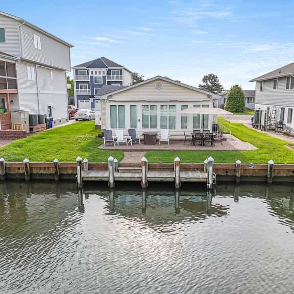 Cozy Canal Home | Canal Front w/ Boat Dock - Image 1