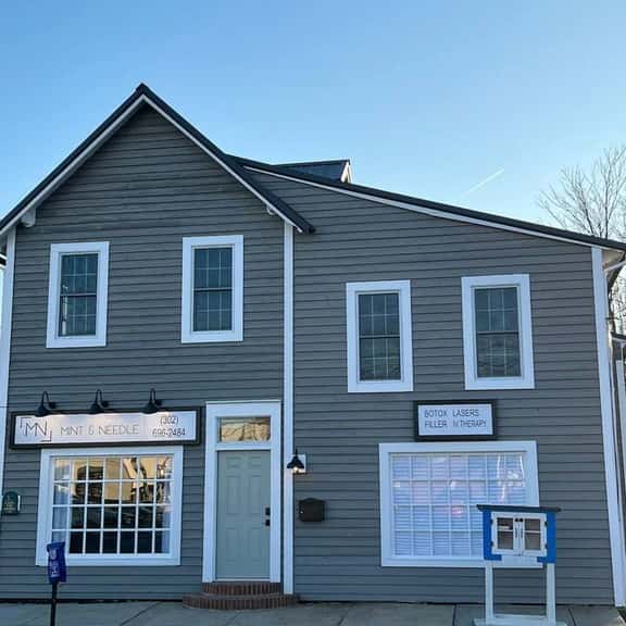 First Station Retreat | Downtown Lewes + Parking - Image 1