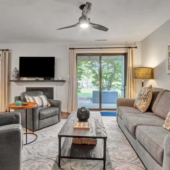 Spring Lake Escape | Dog-Friendly by Trail & Beach - Image 1