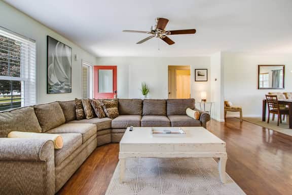 Summer Breeze | 3BR Home w/ Park Nearby