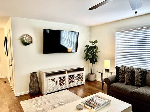Summer Breeze | 3BR Home w/ Park Nearby