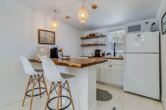Sea Salt Cottage | Peaceful Retreat Near the Beach