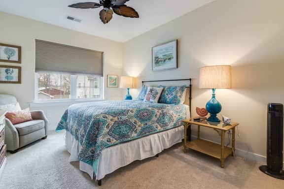 Beach Bums House | 3BR, Dog Friendly, Pool