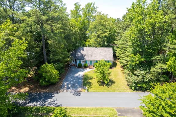 Calgary Cottage | Quiet 3BR Near Bethany Beach