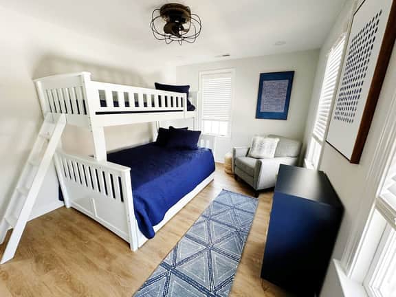 First Station Retreat | Downtown Lewes + Parking