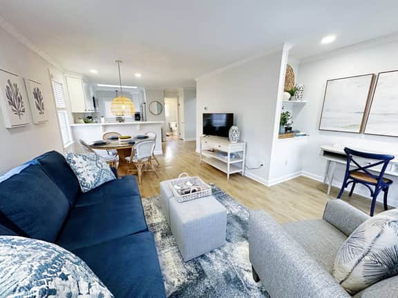 First Station Retreat | Downtown Lewes + Parking