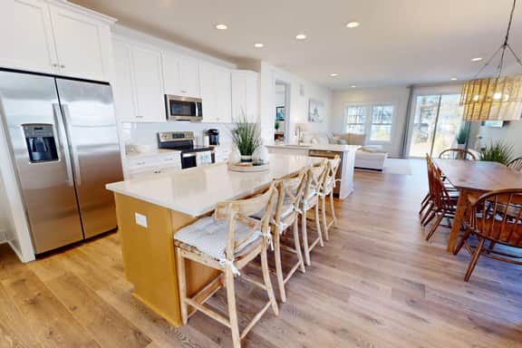 Stingray Harbor House | 4BR, 2 Miles to Beach
