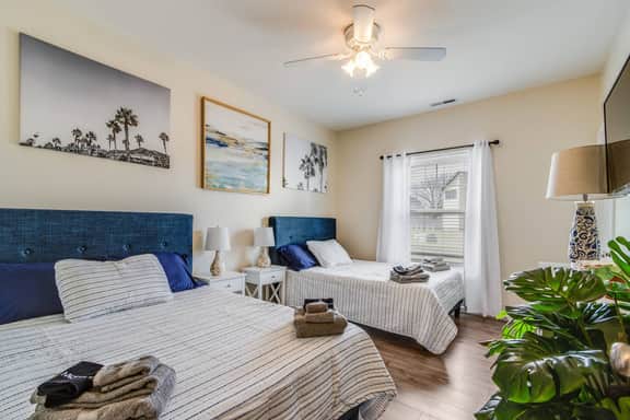 Coastal Zen Condo | Relaxing Condo w/ Pool