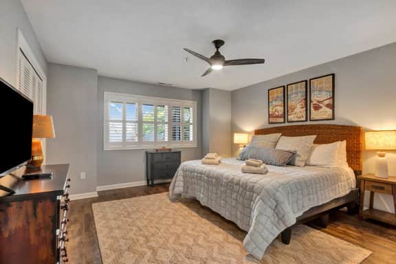Spring Lake Escape | Dog-Friendly by Trail & Beach
