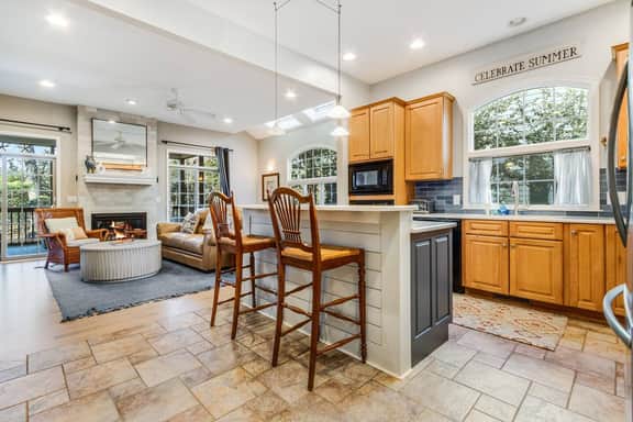 Coconut Cove | 5BR + Pool | Near Trail & Beach