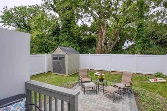 The Beach Plum A Retreat | Yard Near Lewes Trail