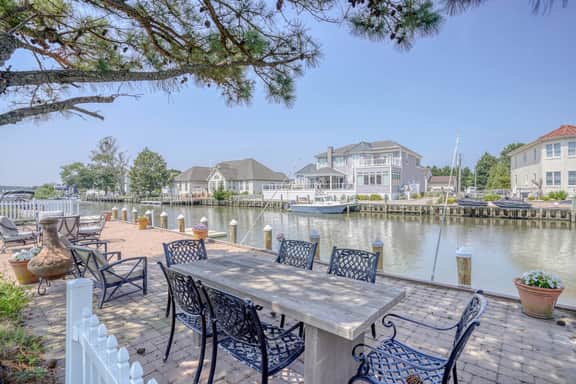 The Dockside Escape | Bay & Canal Sunsets, Dock