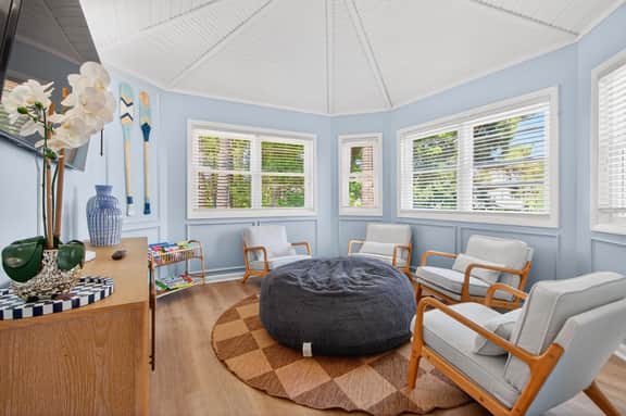 The Salty Derby | Large Beach Retreat