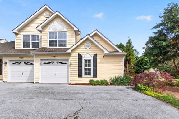 Salt Air Sanctuary | Sleeps 10 | Pool | Rehoboth