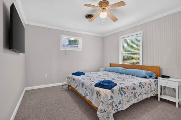 Relax Shack | Cozy Rehoboth Cottage- Mins to Beach