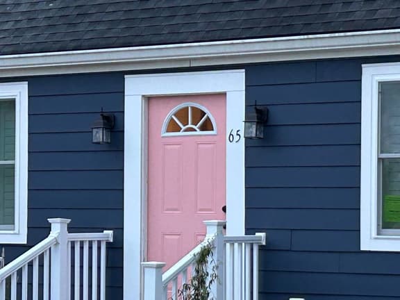 The Blue Pelican | 4BR | Mins to Beach