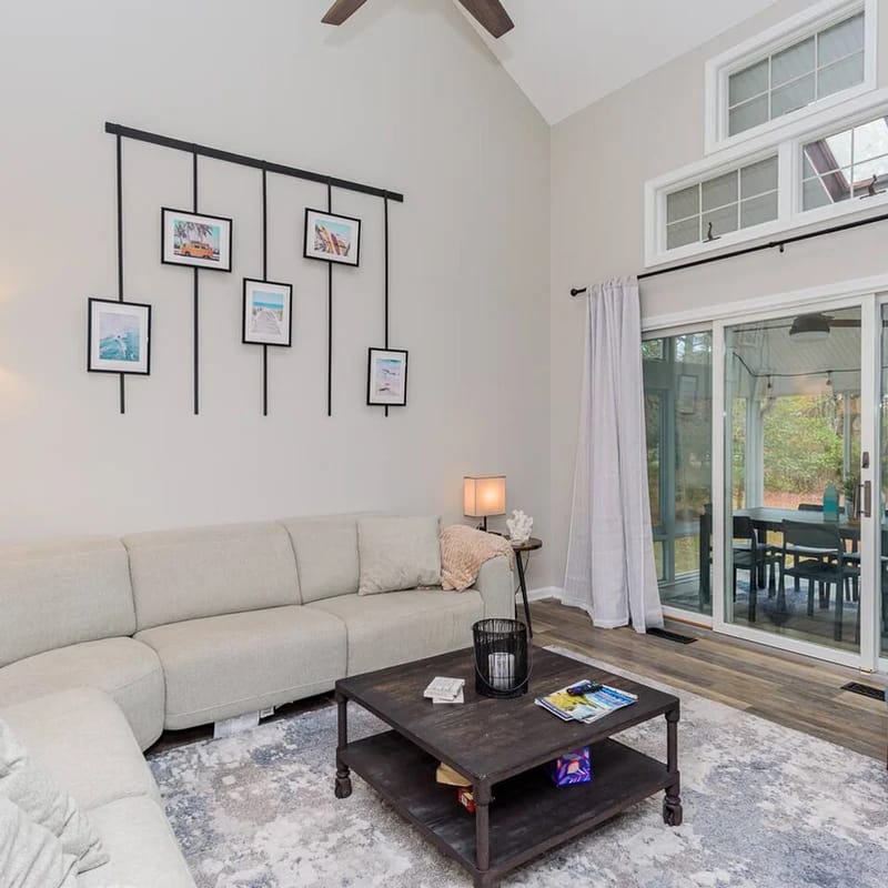Retreat House | 4BR, Dog Friendly, Mins to Beach